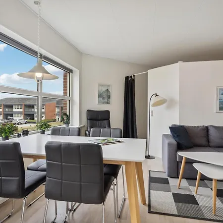 Apartment Bad, Lejl, 112