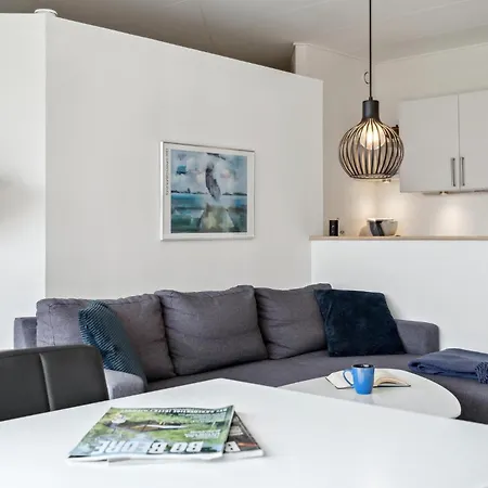 Apartment Bad, Lejl, 112